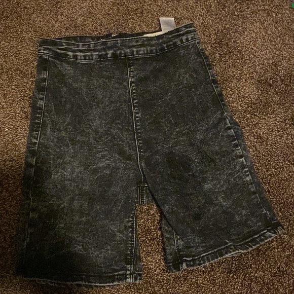 Jean Bike Shorts - Picture 2 of 2